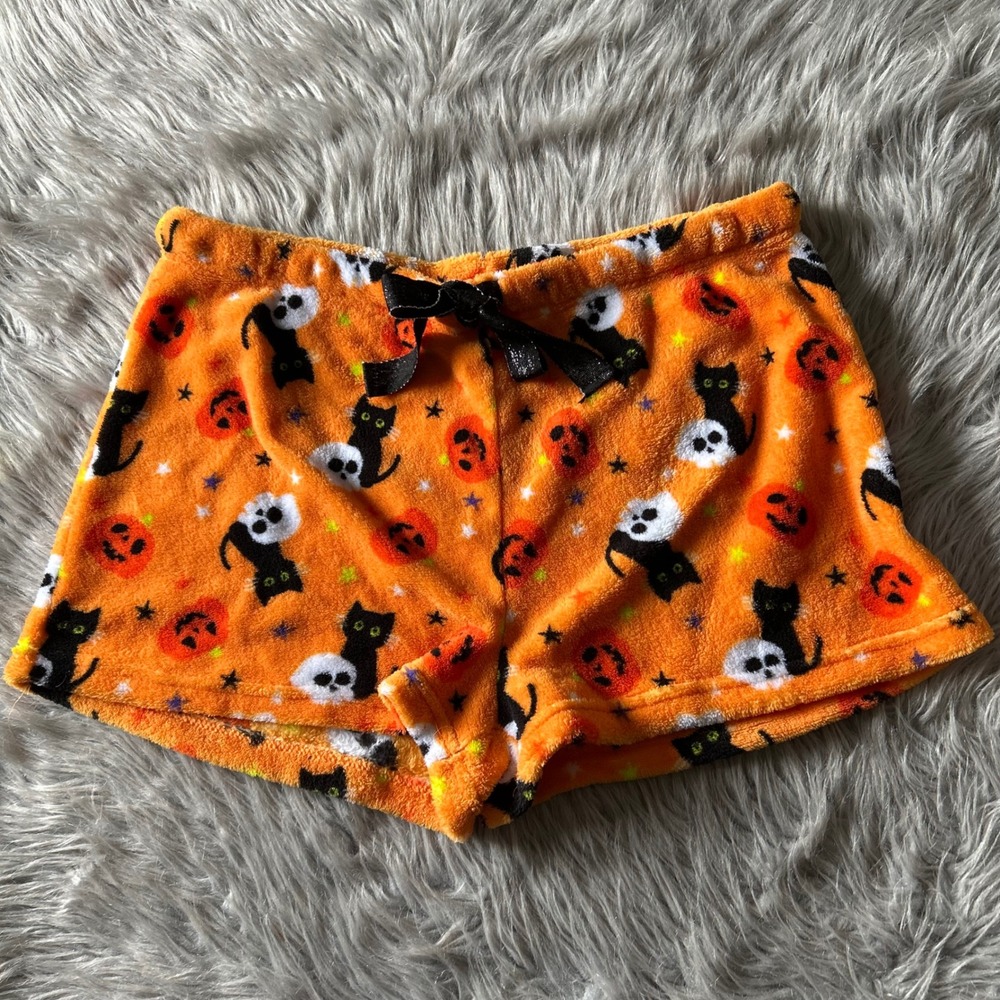 Pillow Talk Halloween Pajama Shorts Womens‎ Size XL Soft Fluffy Pajamas Pjs